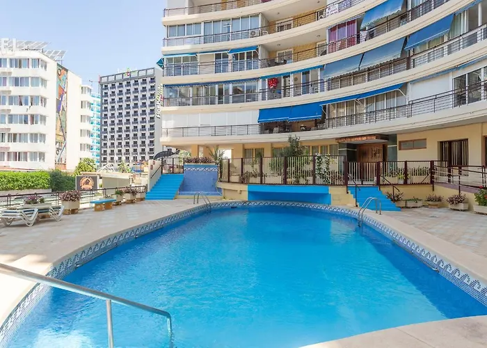 Mucho Gusto Coblanca 3 * 베니돔