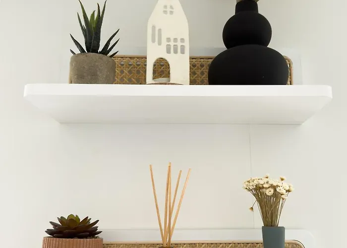 Mucho Gusto Coblanca - Spacious 3-Bedroom Apartments Levante Beach For Large Groups , Airconditioning, Pool, Free Wifi, Free Parking Apartman